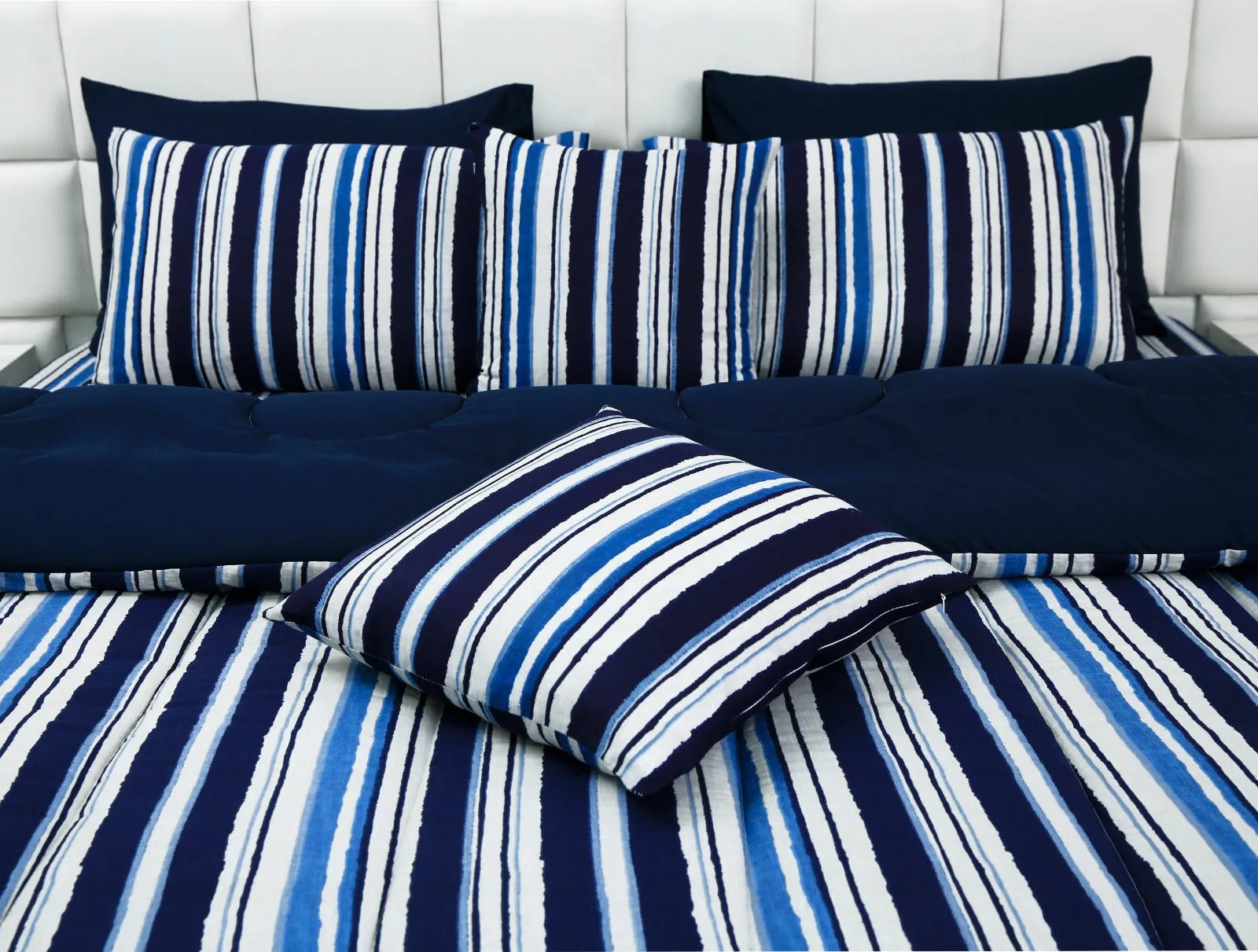 8 PCs Winter Comforter Set-Blue Bold Lines