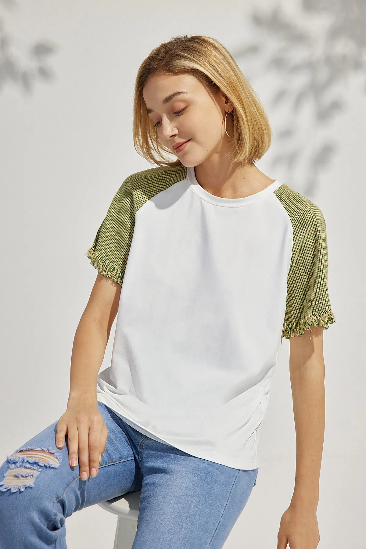 Chic  Colorblock Fringe Round Neck T-Shirt