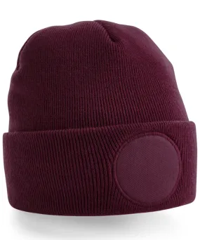 Circular patch beanie | Burgundy