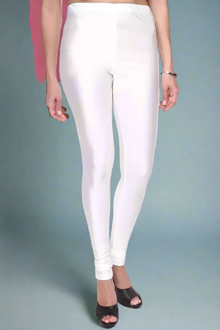 Fabulous White Lycra Solid Leggings For Women