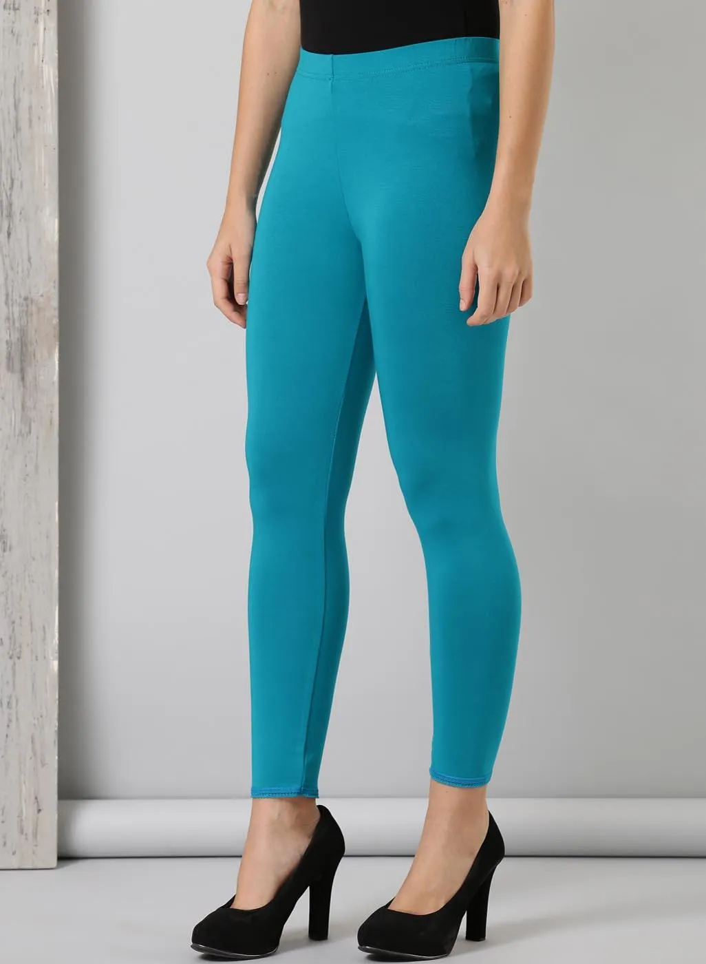 Farah Turquoise Viscose Lycra Leggings for Women