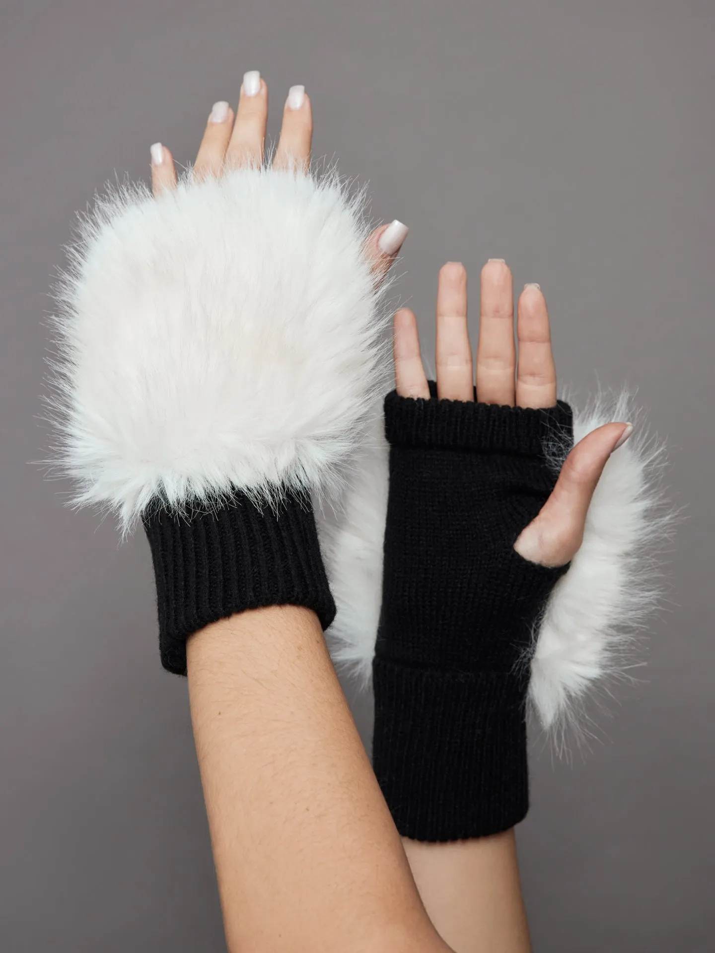 Faux Fox Knit Mittens - Ivory