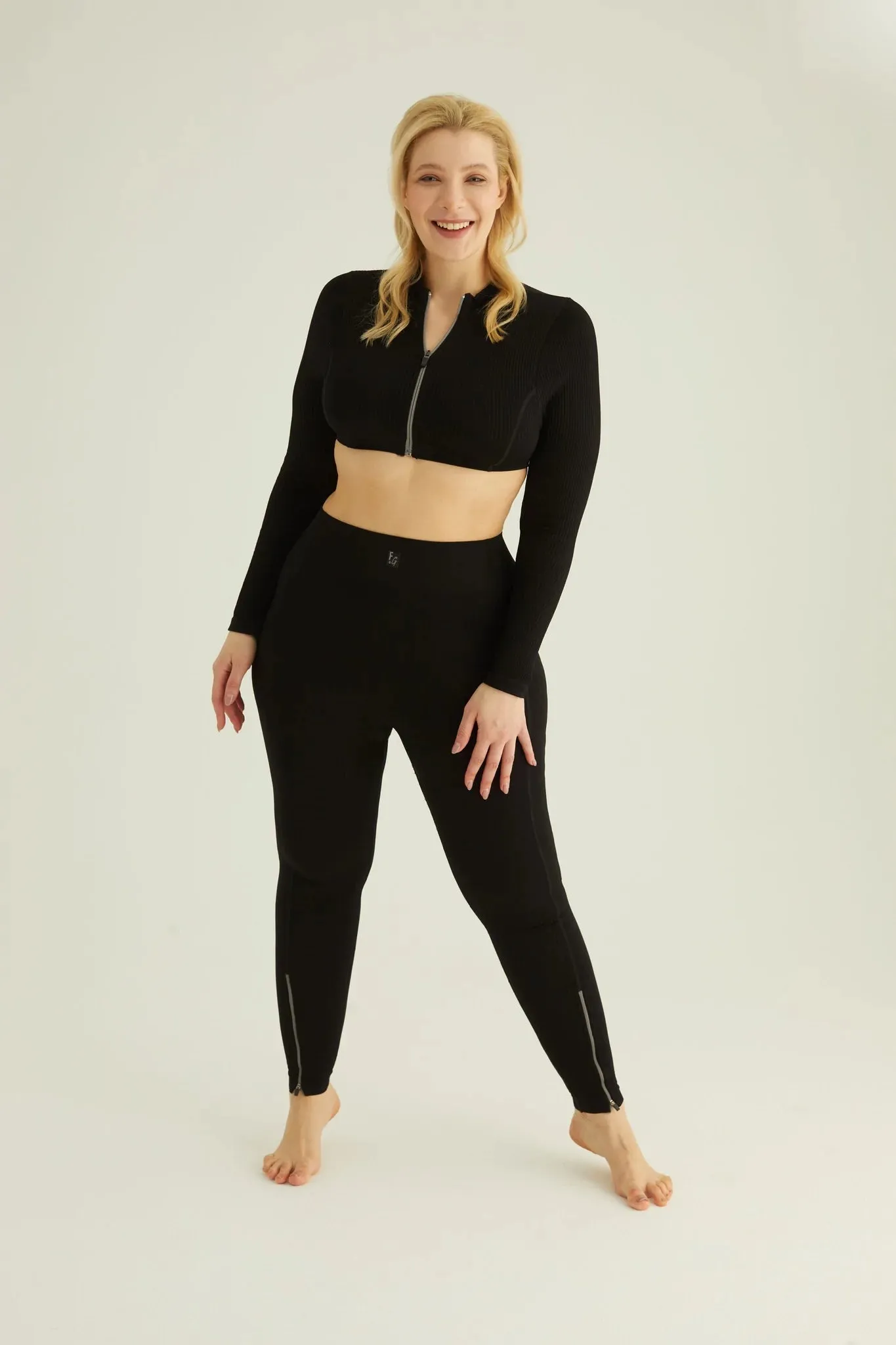 Form & Grace Seamless Ribbed Leggings With Contrast Zip Black