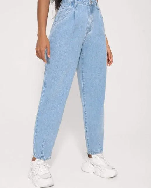 Mid-waist light jeans