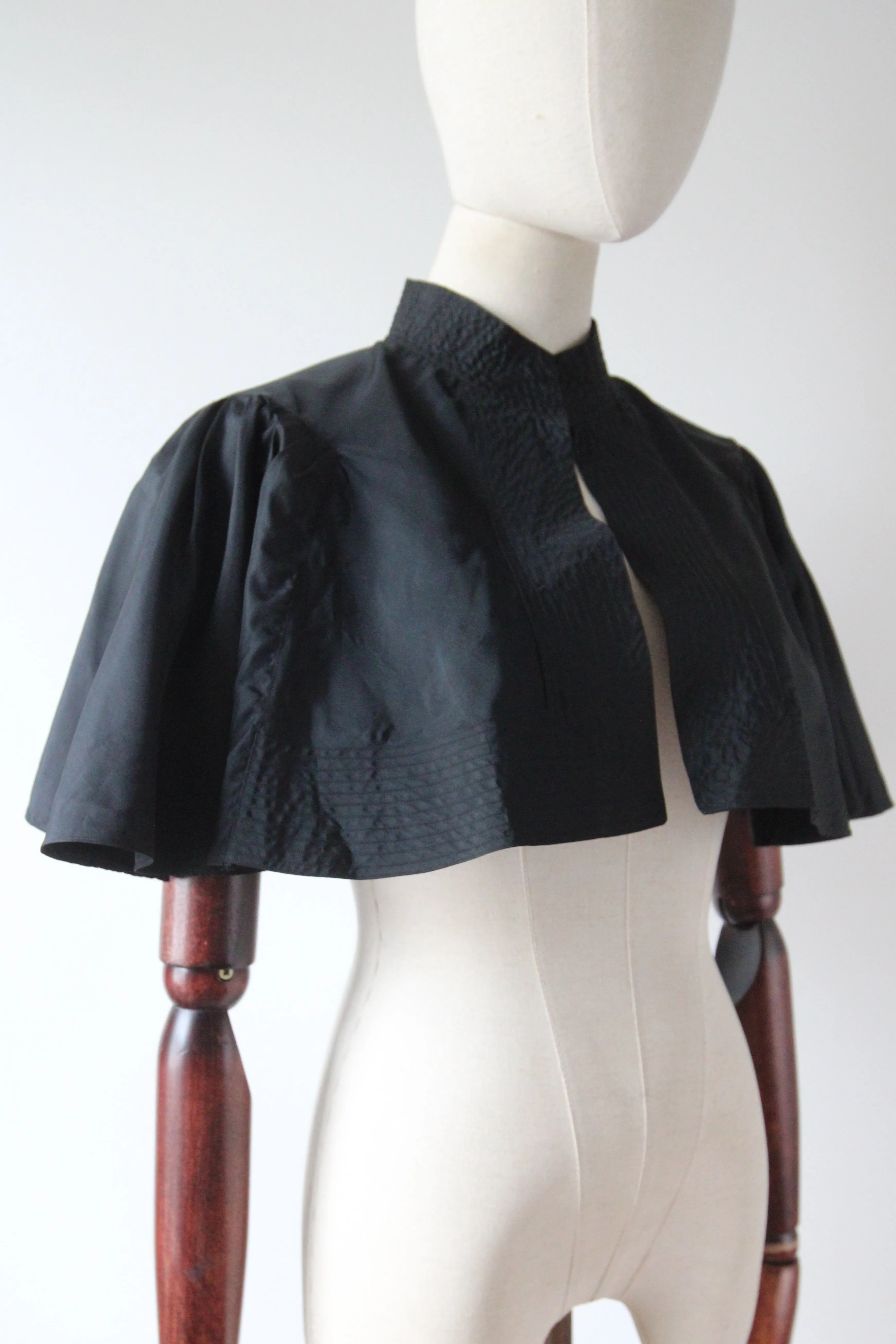 "Fluttered Capelet" Vintage 1930's Black Fluttered Shoulder Cape