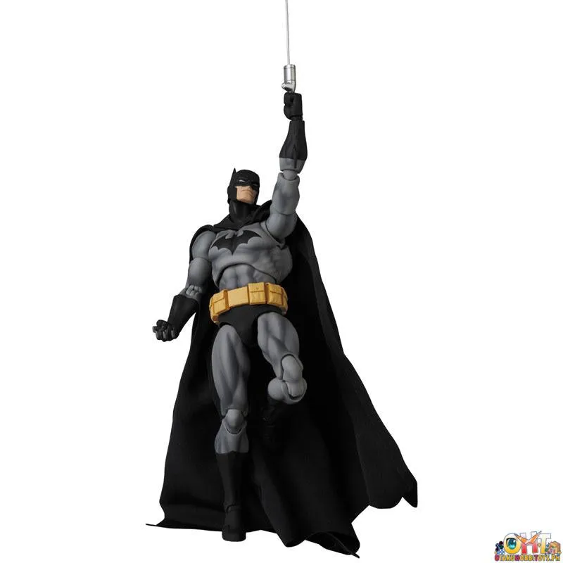 [REISSUE] MAFEX No.126 BATMAN "HUSH" BLACK Ver.