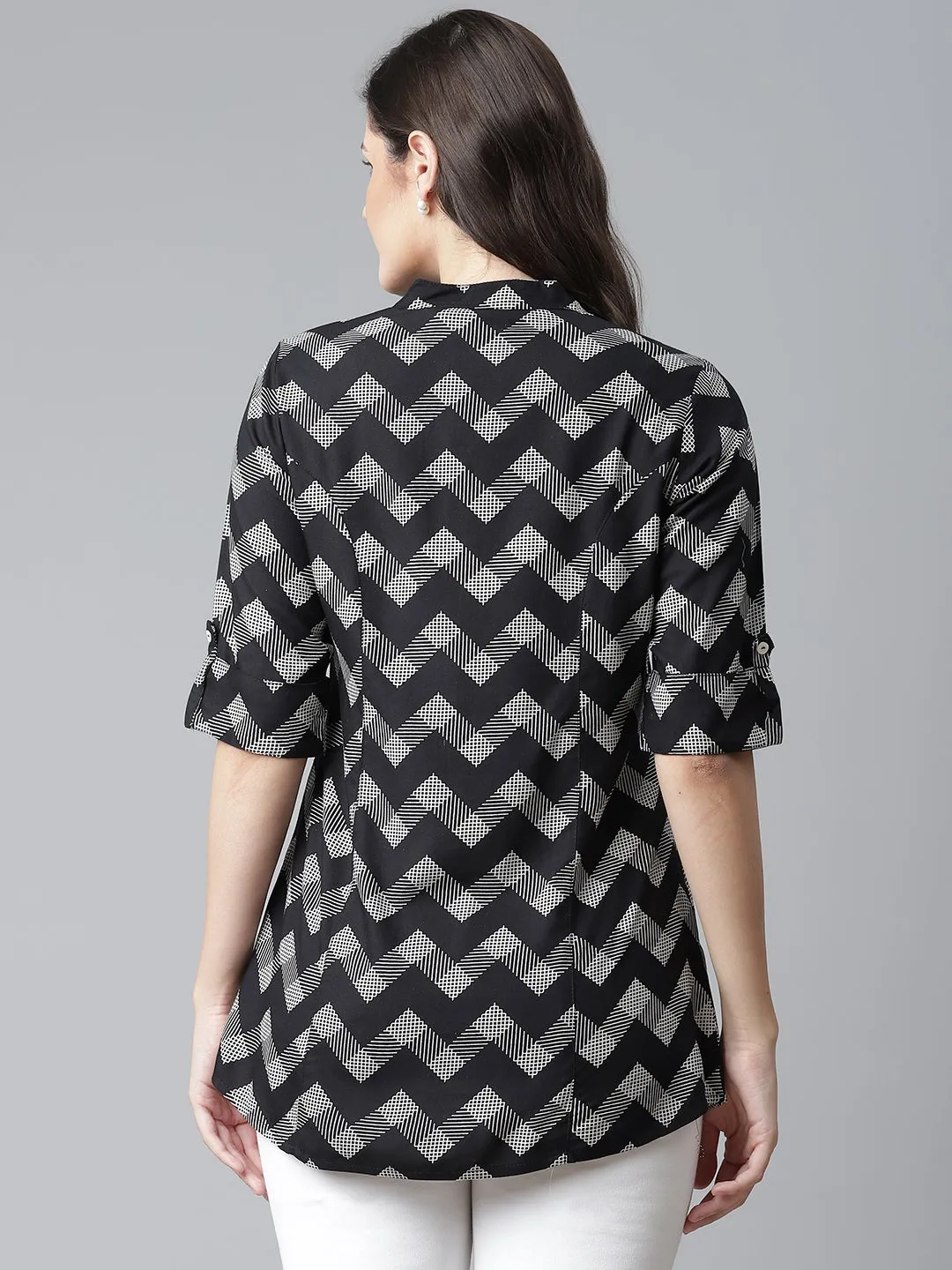 Women'S Black Rayon Zigzag Print Top